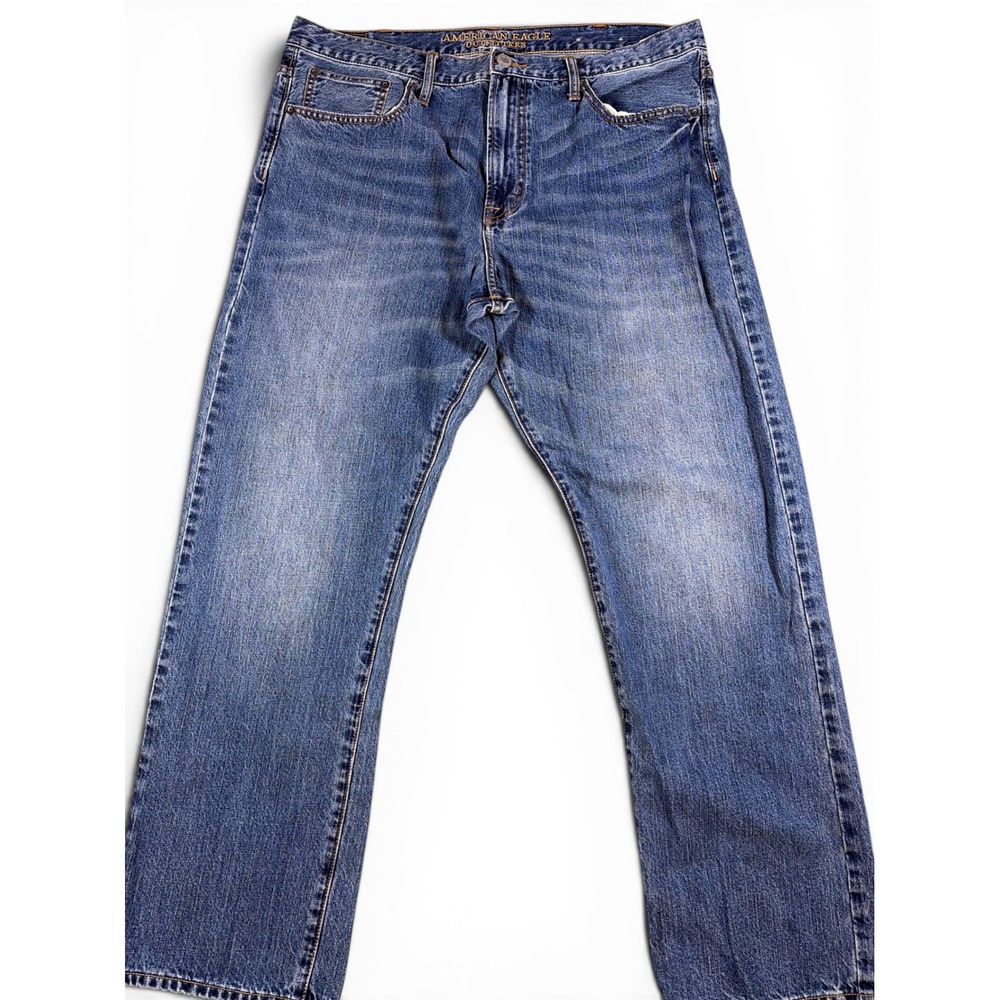 American Eagle Relaxed Straight Leg Jeans Mens 38x32 Medium Wash Blue Denim